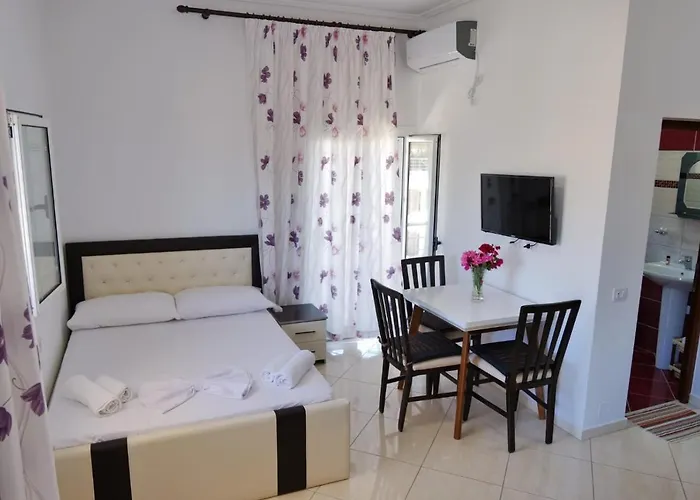 Ervin Second Floor Apartment Ksamil